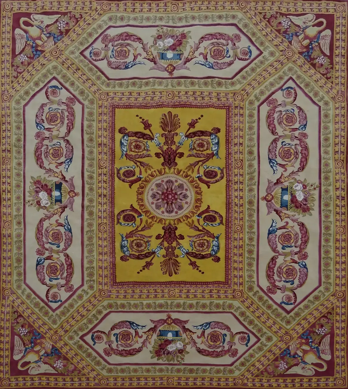 Tapis Savonnerie style Louis XVI